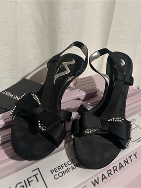 Kitten heels